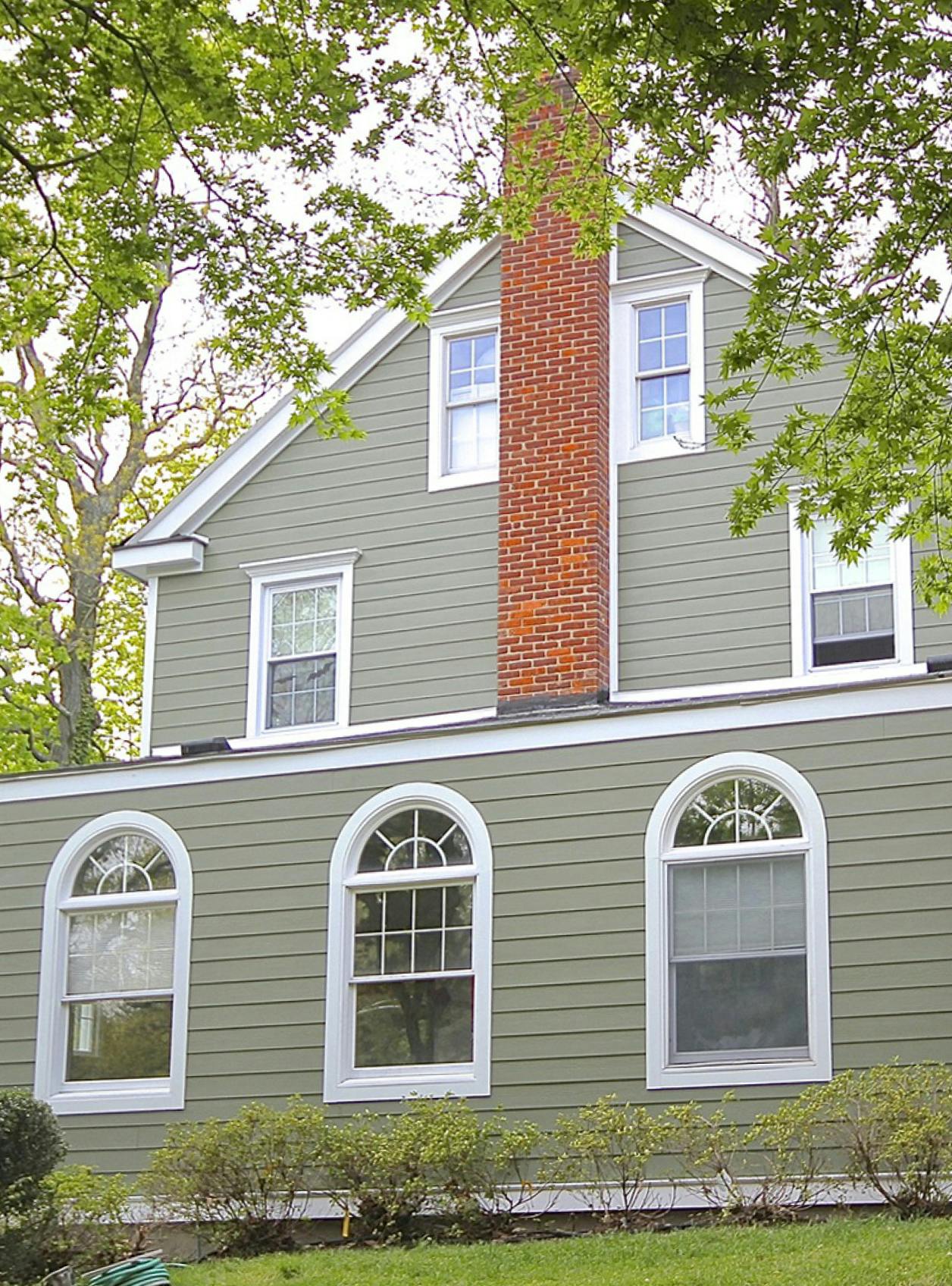 colonial house after oyster bay hardie plank hardie trim mountain sage arctic white