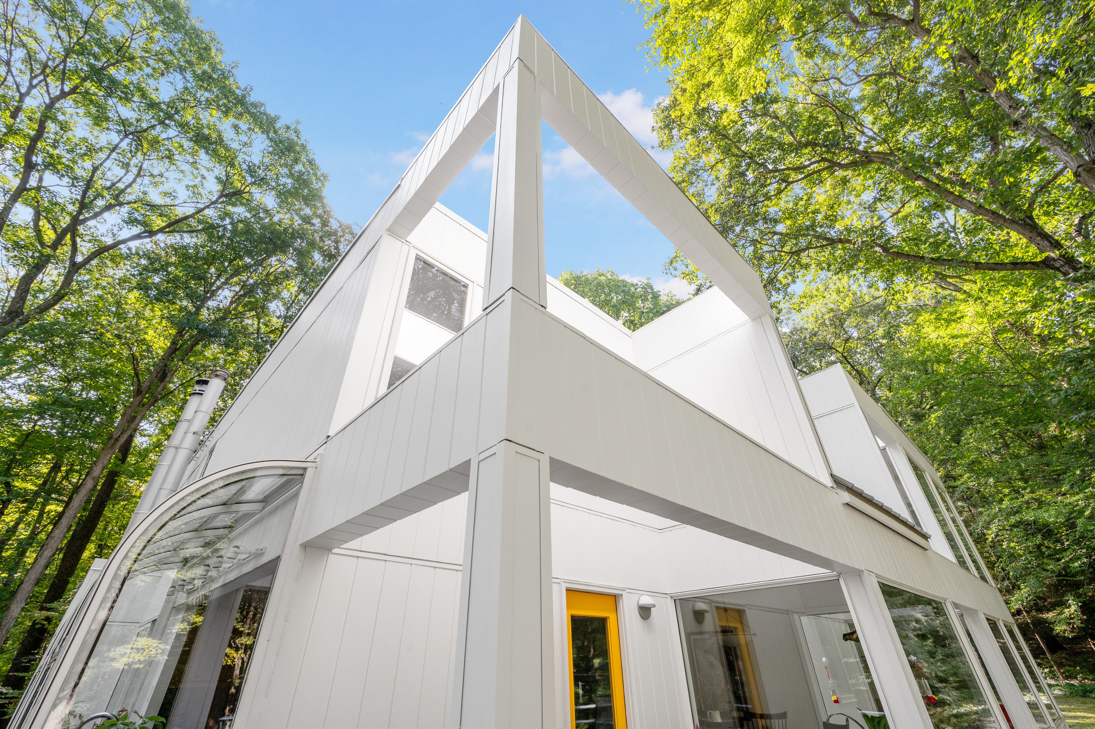 Contemporary - Ultra modern house with open concept details, clad in Hardie® Artisan® V-Groove and Hardie trim in Arctic White Ultra modern house with open concept details, clad in Hardie® Artisan® V-Groove and Hardie trim in Arctic White