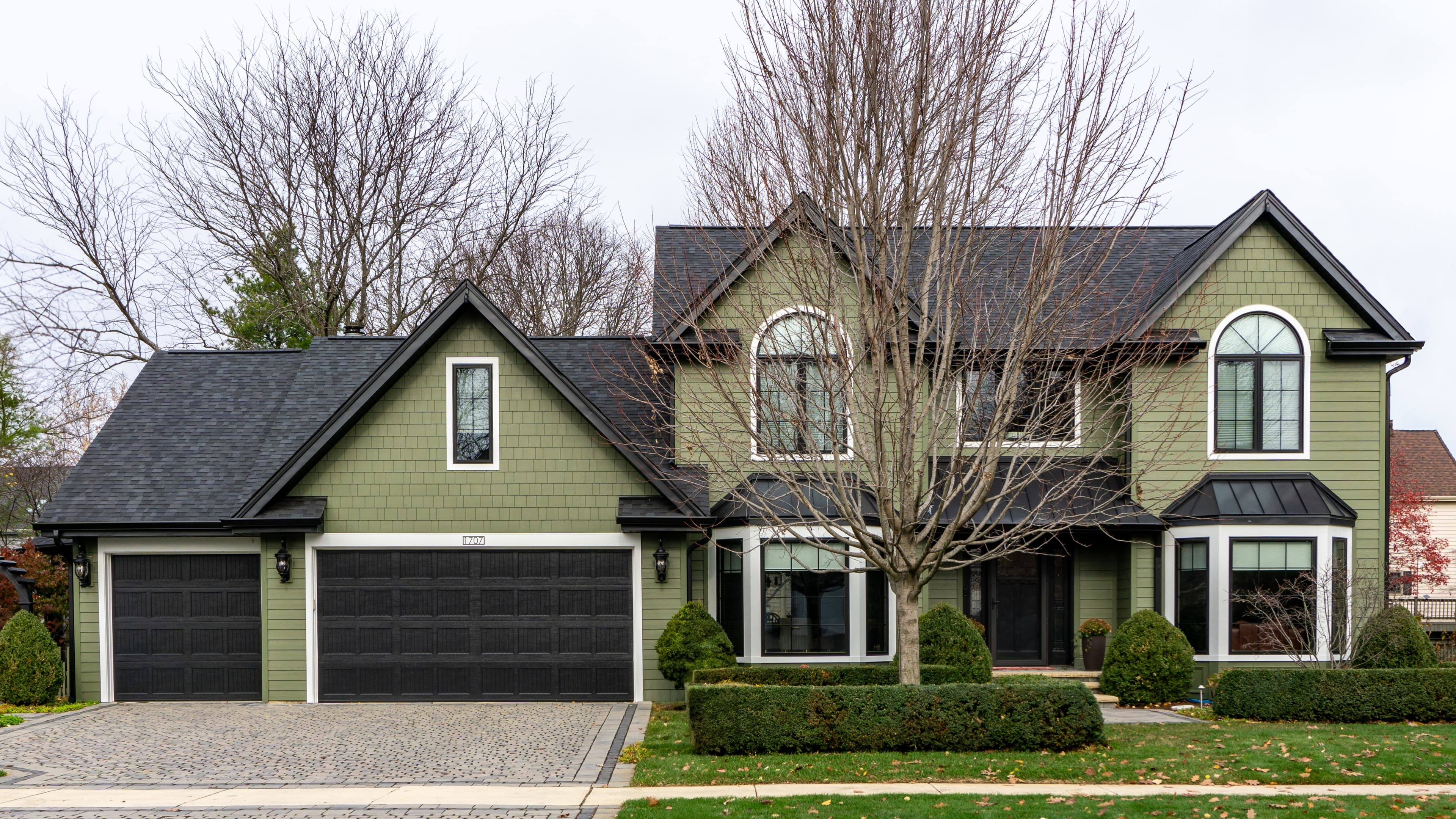Siding and Windows Group – Featuring Hardie® Plank, Hardie® Shingle, and Hardie® Trim in Mountain Sage and Arctic White Siding and Windows Group – Featuring Hardie® Plank, Hardie® Shingle, and Hardie® Trim in Mountain Sage and Arctic White