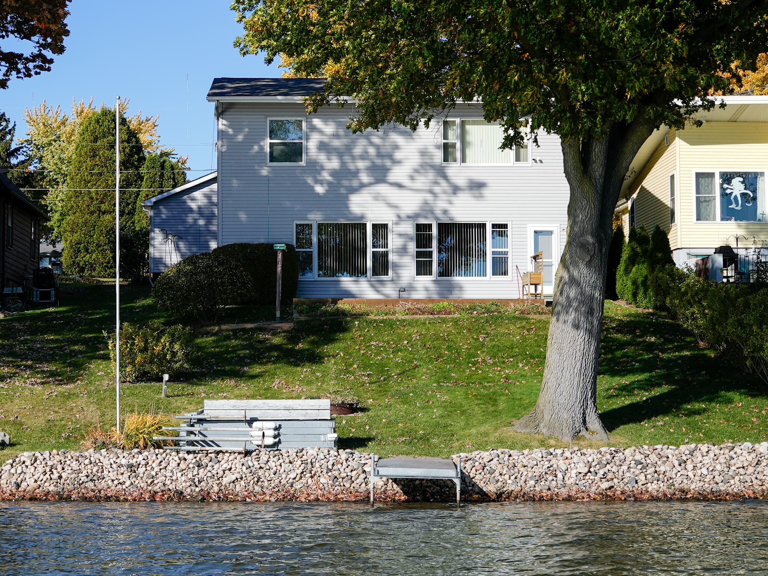 Jenn Lake -- lake house before